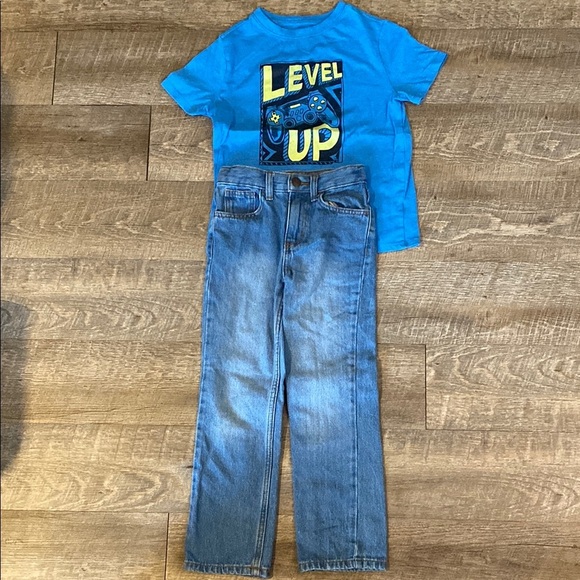 Cat & Jack Blue 'Level Up' Tee and Denim Jeans - Picture 1 of 11